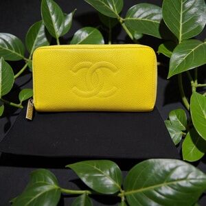 Chanel Zip Around Wallet - Yellow